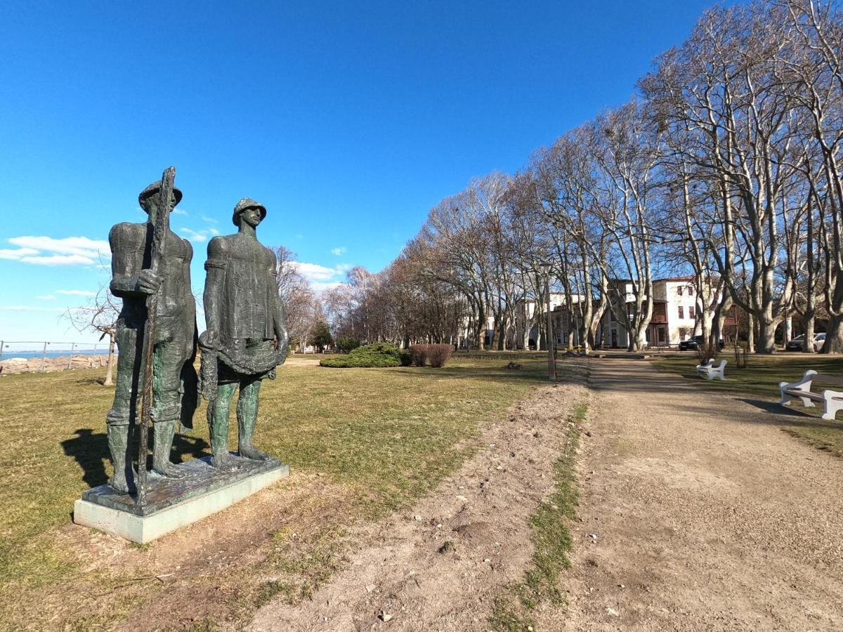 Gosztonyi Villa Siofok Luaran gambar