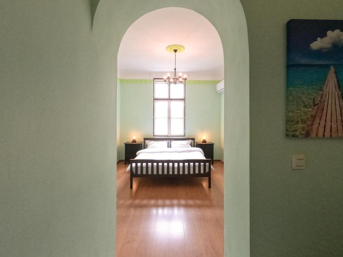 Gosztonyi Villa Siofok Luaran gambar