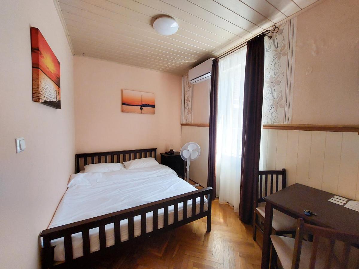 Gosztonyi Villa Siofok Luaran gambar