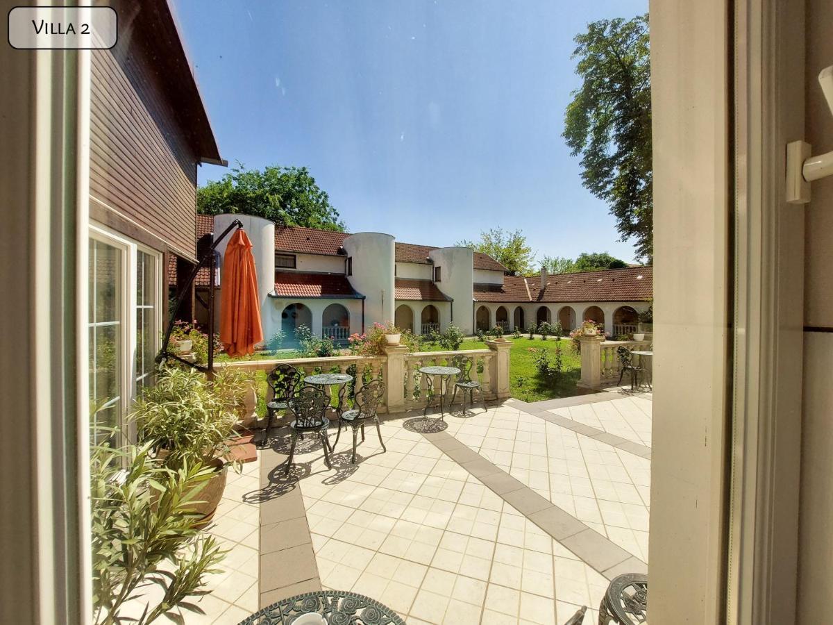 Gosztonyi Villa Siofok Luaran gambar